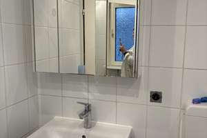 Ruhige 2-Zimmer-Dachgeschosswohnung mit Balkon & EBK in Gonsenheim zu vermieten – Die vollständige Adresse der Immobilie erhältst du vom Anbieter., 55124 Gonsenheim, Mainz – Vorschaubild 7