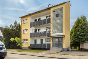 Gemütliche 2-Zimmer-Wohnung mit Balkon und Garage – attraktiv in Größe und Lage