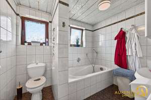 Mehrgenerationenhaus oder Kapitalanlage? Großzügiges 2–3 Familienhaus mit ca. 235 m² Wohnfläche – Die vollständige Adresse der Immobilie erhältst du vom Anbieter., 93309 Kelheim – Vorschaubild 21
