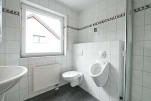Großzügige renovierte 4-Zimmer-Wohnung mit 2 Bädern, Balkon & EBK in Schloß Neuhaus – Almering 5, 33104 Schloß Neuhaus, Paderborn – Vorschaubild 27