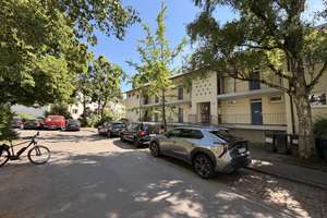 Ruhige 1,5-Zimmer-Wohnung mit Südbalkon