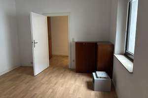 Geschichte zum Anfassen — Charaktervolles Wohn‑ und Geschäftshaus im Herzen von Krefeld-Uerdingen – Die vollständige Adresse der Immobilie erhältst du vom Anbieter., 47829 Uerdingen, Krefeld – Vorschaubild 8