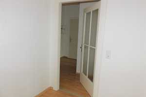 Klein, aber oho! - Balkon, Laminat, Bad mit Fenster, Wanne... – Walter-Oertel-Str. 50a, 9112 Chemnitz – Vorschaubild 13