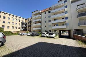 Frisch renoviertes Wohnglück: Großzügige 3-Zimmer-DG-Wohnung mit Lift & Balkon