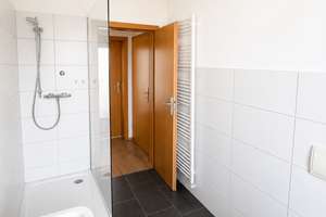 Ankommen statt renovieren💆 - Gemütliche 3 Zimmer Wohnung in Fallersleben – Schwarzer Weg 7, 38442 Fallersleben, Wolfsburg – Vorschaubild 4