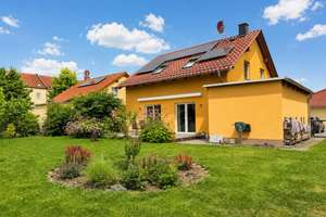 idyllische Siedlungslage | Bj. 2012 - freistehend | Kamin | Fußbodenheiz. | EBK | PV-Anlage | Garage – 4207 Lausen-Grünau, Leipzig – Vorschaubild 25