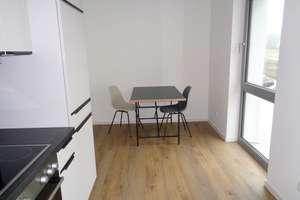 WG-Zimmer im Campus Nähe FH, moderne Ausstattung, Design-Möbel, Einbauküche, Duschbad, Terrasse – Merianstraße 8, 33615 Dornberg, Bielefeld – Vorschaubild 8