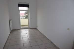 Groooßer Südbalkon an einer hübschen 3-Raum auf dem Sonnenberg! – Sonnenstr. 78, 9130 Sonnenberg, Chemnitz – Vorschaubild 6