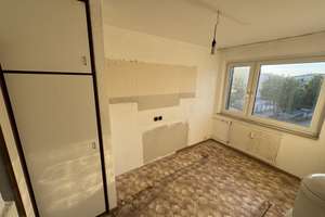 Helle und großzügige 3-Zimmer Wohnung mit Garage, nur 3 min zur Bushaltestelle.  – In der Steinbreite 91, 30455 Davenstedt, Hannover – Vorschaubild 15