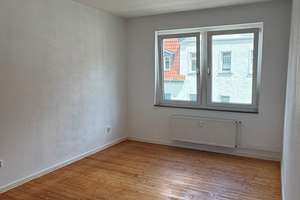 Einziehen und Wohlfühlen, 3-Zimmer-Wohnung mit Balkon und EBK in Osnabrück-Schölerberg – Rosemannstraße 14, 49082 Schölerberg, Osnabrück – Vorschaubild 3