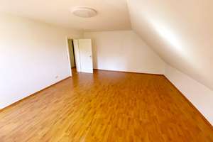 3-Zimmer-Dachgeschosswohnung in Köln-Longerich – 50739 Longerich, Köln – Vorschaubild 3