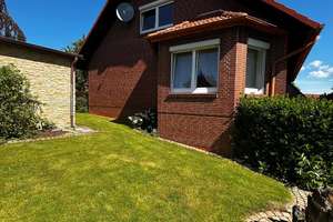Wunderschönes 2-Familienhaus in Bantorf – Ruhig in einer Sackgasse gelegen – Die vollständige Adresse der Immobilie erhältst du vom Anbieter., 31542 Bad Nenndorf – Vorschaubild 3
