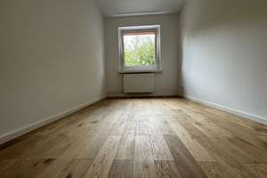TOP - 3 Zimmer Wohnung, hochwertig saniert,  mit neuer Einbauküche, Westbalkon – Herbert-Tschäpe-Straße 26, 10369 Fennpfuhl, Berlin – Vorschaubild 7