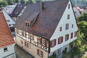 SELTENES ANGEBOT: Haus mit Geschichte - ev. Pfarrhaus Heubach – Hauptstraße 46, 73540 Heubach – Vorschaubild 1