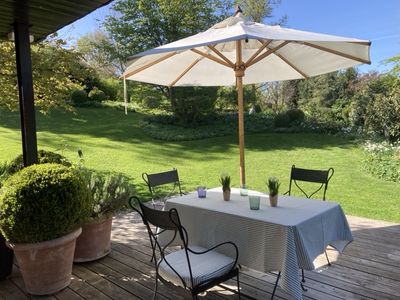 Oase der Ruhe mit traumhaftem Garten
