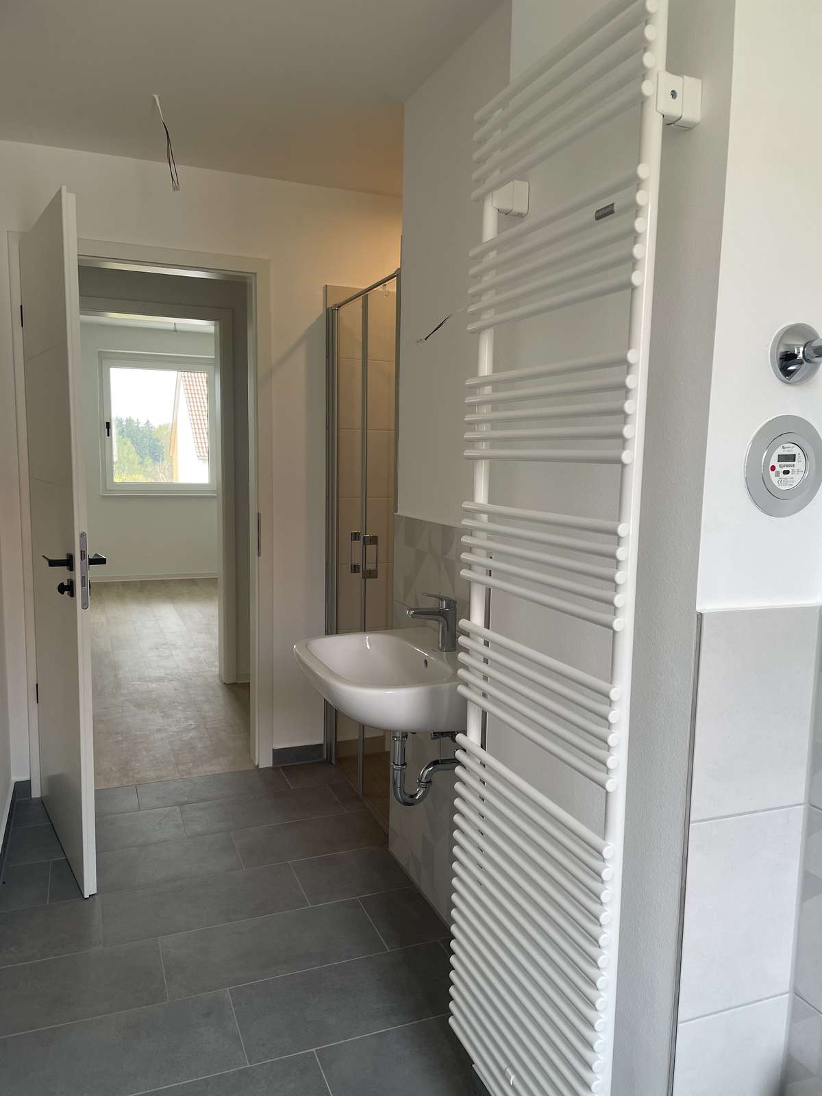 Badezimmer mit Dusche