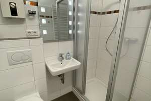 Möblierte Appartement in ruhiger Lage mit Balkon und Aufzug – Adlerstr. 46, 40882 Homberg, Ratingen – Vorschaubild 11