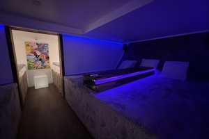 LUXUS Hausboot - 3 Etagen - 100m² Wohnen + 120 m² SONNENTERRASSE - Kamin, Kino, komplett individuell – Potsdam – Vorschaubild 87
