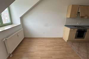 Schlafzi. hofseitig - EBK vorhanden *** - Bad mit Fenster - frei ab 1.7.26 – Frankenberger Str. 195, 9131 Ebersdorf, Chemnitz – Vorschaubild 2