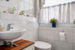 Schöne 3,5-Zimmer Galeriewohnung mit großem Balkon + FBH + EBK + Keller + Garage + Spitzboden – Die vollständige Adresse der Immobilie erhältst du vom Anbieter., 41065 Hardterbroich-Pesch, Mönchengladbach – Vorschaubild 4