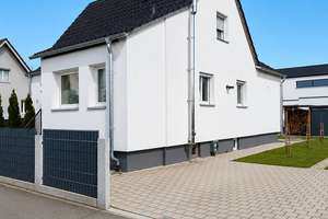 Modernisiertes Einfamilienhaus mit Wintergarten und großzügigem Garten – ideal für Familien – Die vollständige Adresse der Immobilie erhältst du vom Anbieter., 89079 Wiblingen, Ulm – Vorschaubild 4