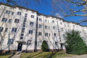 Bezugsfreie 3-Zimmerwohnung mit Balkon (provisionsfrei) – Kalischer Straße 32, 10713 Wilmersdorf, Berlin – Vorschaubild 3