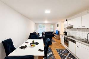 Vermietete 2-Zimmer-Wohnung mit Innenhofterrasse in bester Regensburger Altstadtlage – Die vollständige Adresse der Immobilie erhältst du vom Anbieter., 93047 Innenstadt, Regensburg – Vorschaubild 3