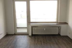 Hier werden Sie sich wohlfühlen - 3 Zimmerwohnung mit Loggia in Duisburg-Mündelheim – Im Bonnefeld 2, 47259 Mündelheim, Duisburg – Vorschaubild 1