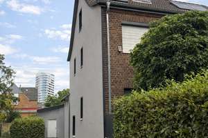 Historisches Backstein-Loft mit Ateliercharakter und außergewöhnlichem Gartenensemble – Die vollständige Adresse der Immobilie erhältst du vom Anbieter., 40549 Heerdt, Düsseldorf – Vorschaubild 4