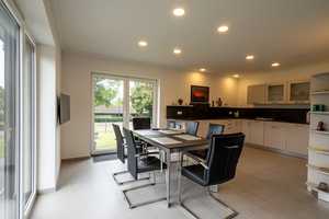 BARRIEREFREIER WOHLFÜHL-BUNGALOW MIT GARAGE, WALLBOX & SONNIGEM GARTEN – Herzogtum Lauenburg (Kreis) – Vorschaubild 6