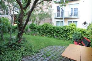 Fürth-Zentr.: stilvolle 3-ZW m. EBK (ohne Ablöse) i. denkmalgeschützten u. prämierten Gebäude