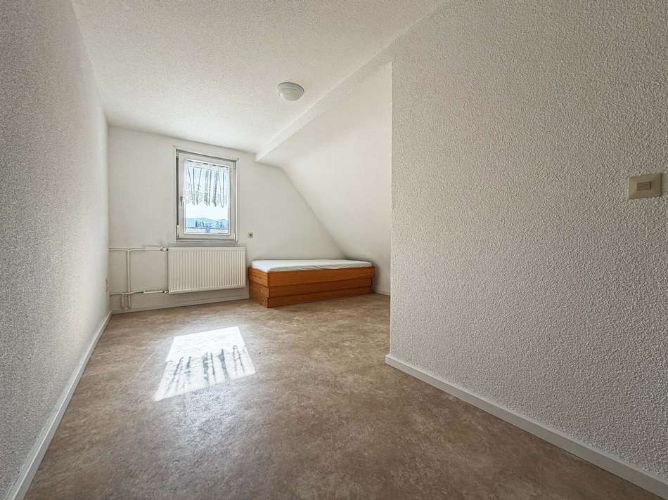 OG Schlafzimmer 3: Kompakter R