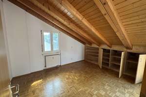 Charmante Dachgeschoßwohnung mit Terrasse und Tiefgaragenstellplatz + Keller am Wildpark Pforzheim – Die vollständige Adresse der Immobilie erhältst du vom Anbieter., 75175 Buckenberg, Pforzheim – Vorschaubild 6