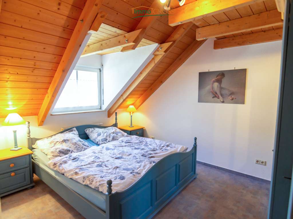 Immobilie in Zell im Wiesental - Stilvolle 3-Zimmer-Wohnung mit Galerie und Balkon in Zell im Wiesental - Bild 4