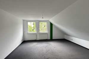 Sofort verfügbar - Mehrfamilienhaus/Generationenhaus mit 4 Wohnungen in einem ruhigen Wohngebiet – Calw (Kreis) – Vorschaubild 32
