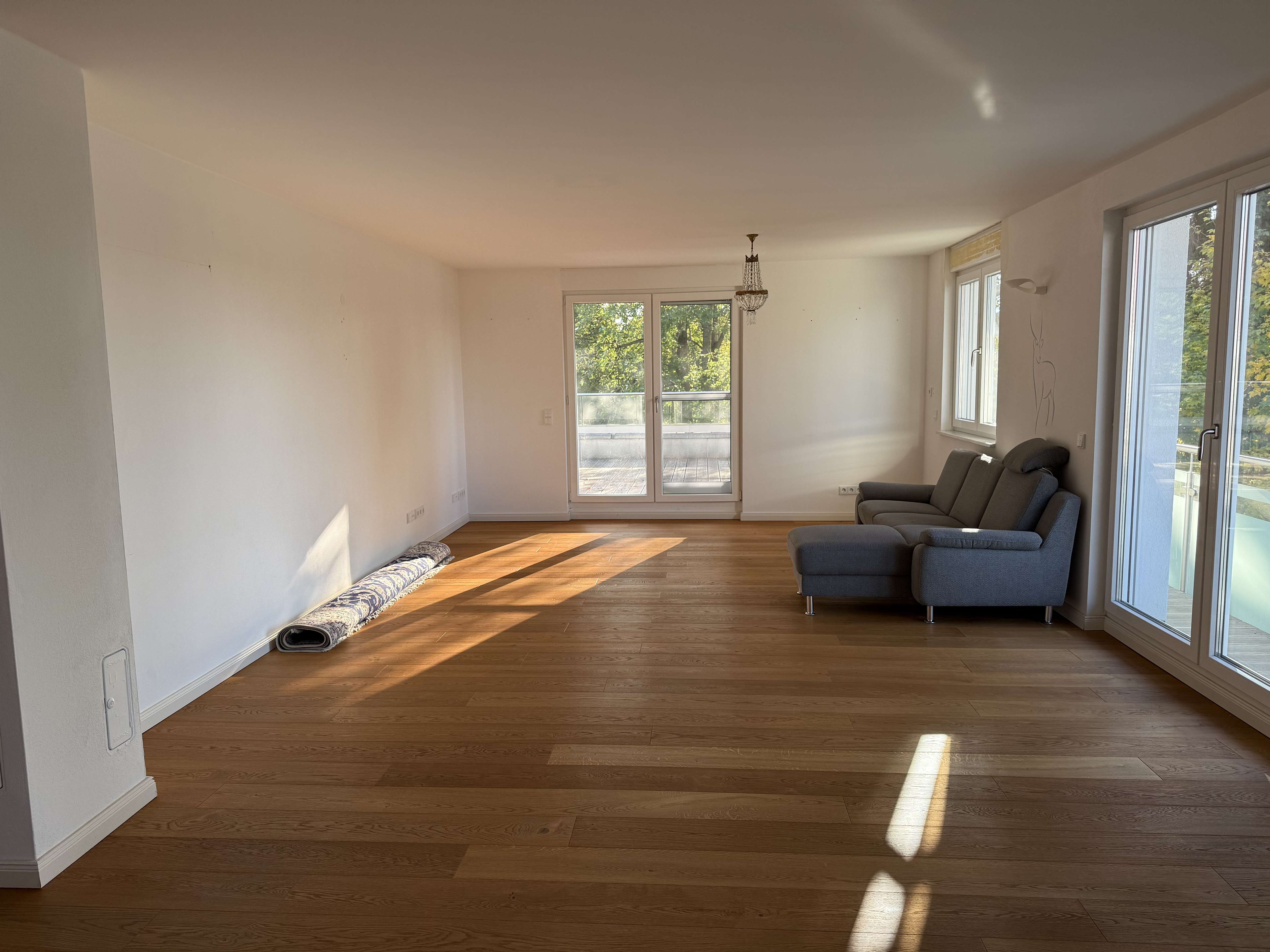 Immobilie in Grabenstätt - Chiemseenähe! Exklusive 3-Zimmer-Wohnung mit Bergblick und großer Terrasse - Bild 9