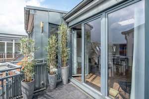Einzigartiges Dachgeschossloft mit  Terrasse und Kamin im begehrten Wichertkiez – Die vollständige Adresse der Immobilie erhältst du vom Anbieter., 10409 Prenzlauer Berg, Berlin – Vorschaubild 2