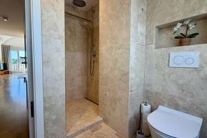 Einklang - Hochwertiges und harmonisch gestaltetes Dachgeschossdomizil in exzellenter Lage – Die vollständige Adresse der Immobilie erhältst du vom Anbieter., 80638 Neuhausen, München – Vorschaubild 9
