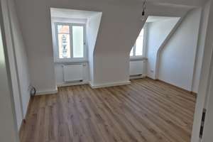 Neu renovierte DG-Wohnung mit Einbauküche – Peter-Henlein-Str. 32, 90443 Steinbühl, Nürnberg – Vorschaubild 5