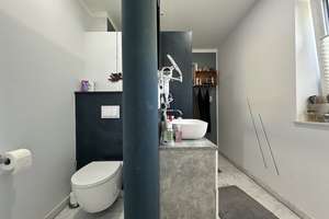 Exklusives Neubau-Einfamilienhaus | Baujahr 2022 | ca. 169 m² Wohnfläche | Grundstück 398 m² | Photo – Die vollständige Adresse der Immobilie erhältst du vom Anbieter., 21521 Dassendorf – Vorschaubild 11