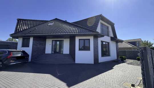 Bild von Exklusives Einfamilienhaus auf großem Grundstück