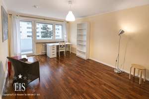 EIGENNUTZUNG/KAPITALANLAGE, 3-Zim. , Westbalkon - in FÜRSTENRIED WEST – hell, renoviert – Engadinerstr. 00, 81475 Fürstenried-West, München – Vorschaubild 3