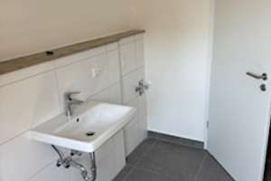Schöne klimatisierte 3,5-Zimmer DG-Wohnung in der Nähe des Westparks an der Jahrhunderthalle  – Essenerstr. 10, 44793 Kruppwerke, Bochum – Vorschaubild 8