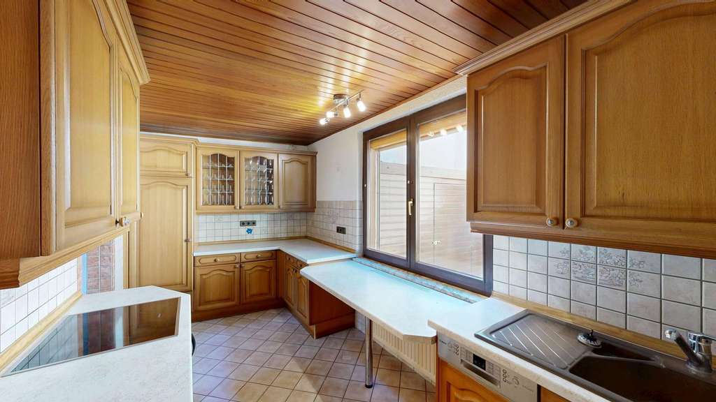 Immobilie in Heppenheim - Einfamilienhaus mit Platz zum Wachsen – 187 m², Hanggrundstück, Heppenheim - Bild 3
