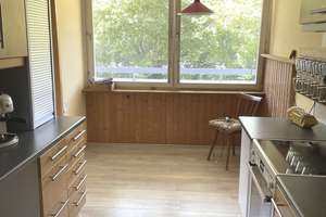 Gut aufgeteilte 4-Zi-Wohnung mit großem Balkon im grünen Ramersdorf-Perlach. Bad und WC neu. Frei ! – Die vollständige Adresse der Immobilie erhältst du vom Anbieter., 81735 Ramersdorf, München – Vorschaubild 3