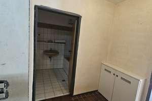 Günstig:  Wohnung drei Zimmer,Kü.,Die., Bad 1. Etage modernes Architektenhaus Beste Wohnlage – Die vollständige Adresse der Immobilie erhältst du vom Anbieter., 41179 Gladbach, Mönchengladbach – Vorschaubild 16