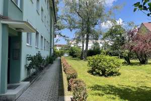 LIFE. 3-Zimmer Wohnung mit Südbalkon in ruhiger Wohnlage.