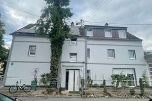 **Solide Anlage in Augsburg-MFH-8 Whg**