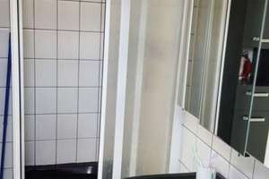 SEHR SCHÖNE MAISONETTE WOHNUNG 3 RAUM MIT 2 BÄDERN IN RUHIGER GRÜNER ZENTRALER LAGE VON BOCHUM – Die vollständige Adresse der Immobilie erhältst du vom Anbieter., 44793 Kruppwerke, Bochum – Vorschaubild 37