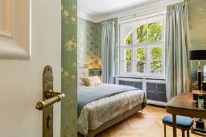 Atemberaubend modernisiertes 4-Zimmer-Altbaujuwel mit stylischem Flair und Balkon – Die vollständige Adresse der Immobilie erhältst du vom Anbieter., 80333 Augustenstraße, München – Vorschaubild 7